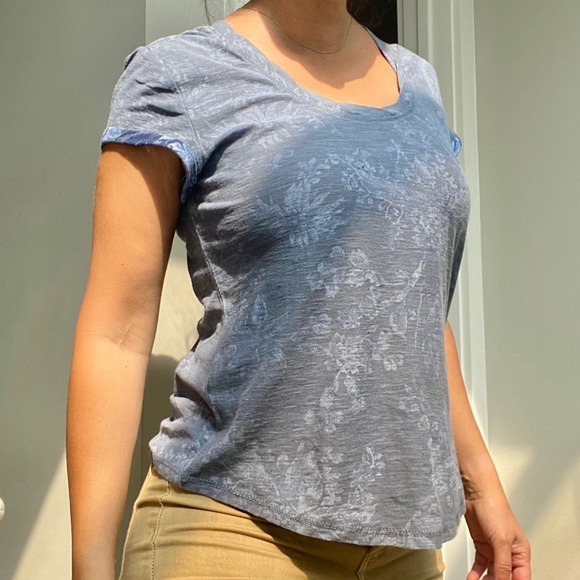 ANTHROPOLOGIE "PILCRO"- Scoop Neck T-Shirt - Picture 4 of 15